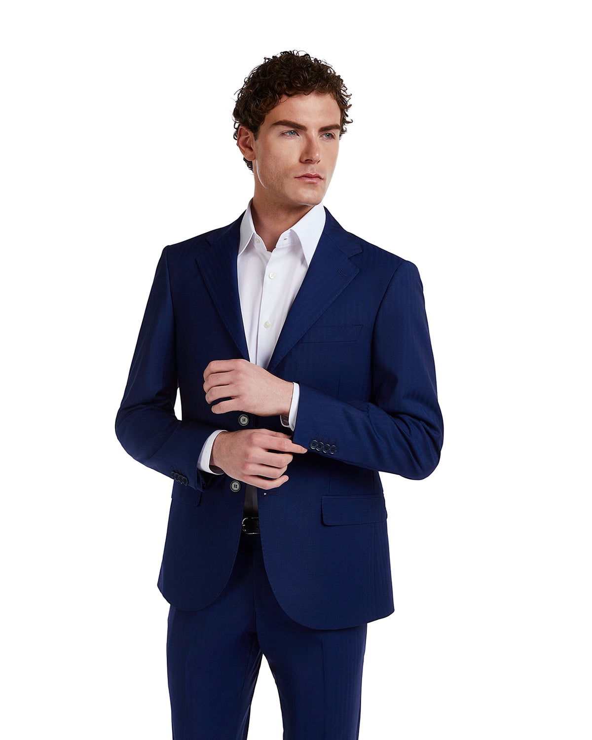 Navy blue men's suit, tailored design, made of lightweight fabric, paired with a crisp white shirt.
