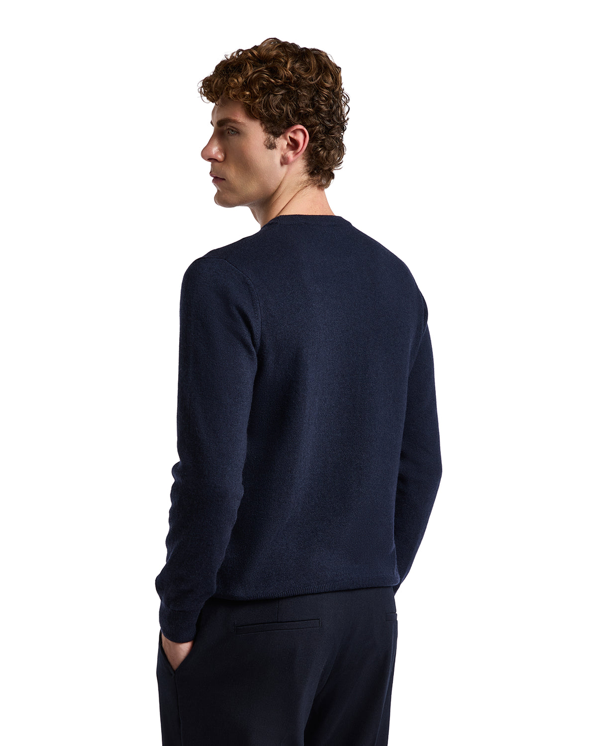 Men's navy blue cashmere sweater, relaxed fit, ideal for layering or casual wear.