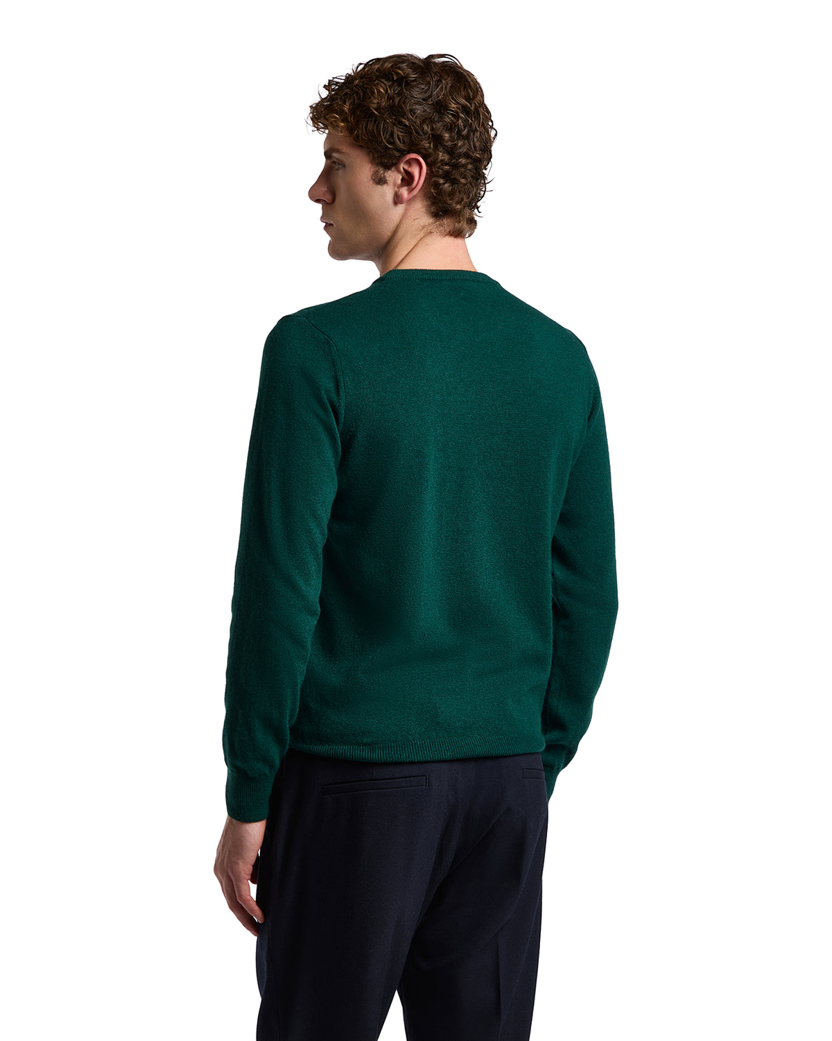 Men's dark green cashmere sweater, crew neck, slim fit, perfect for casual layering or smart-casual occasions.