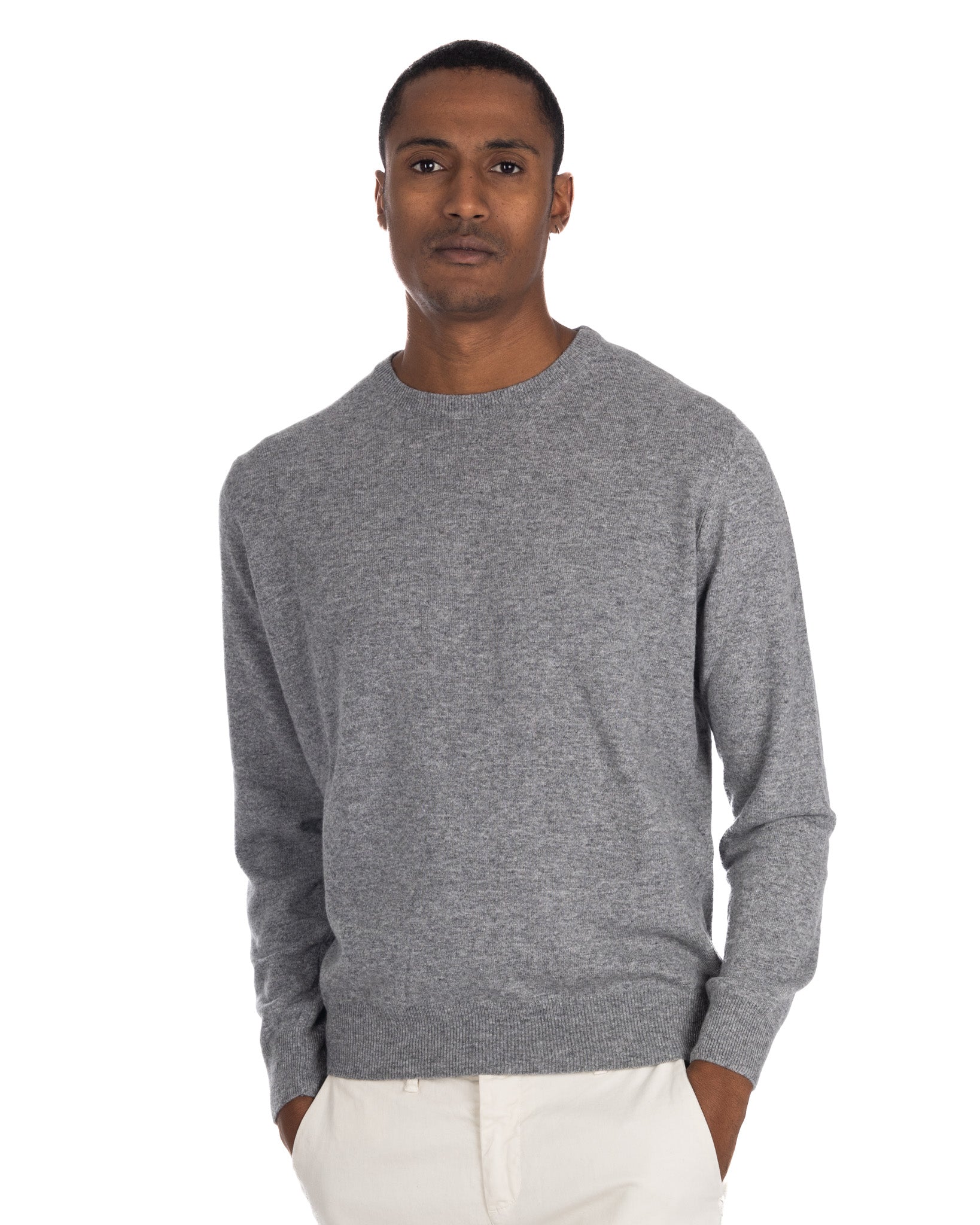 Dustin Crew Neck Sweater in Grey Cashmere Blend