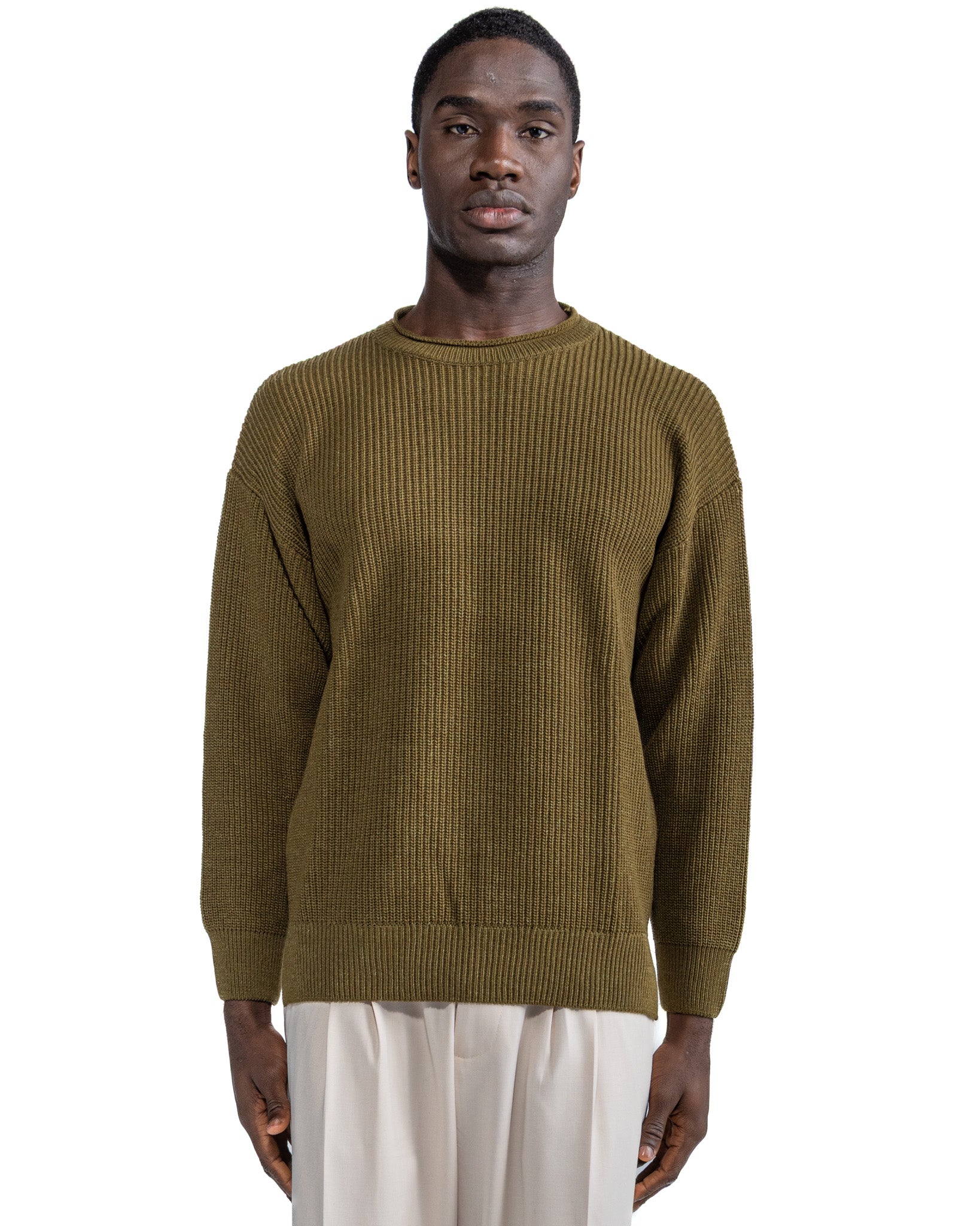 Jersey de cuello redondo acanalado de color militar