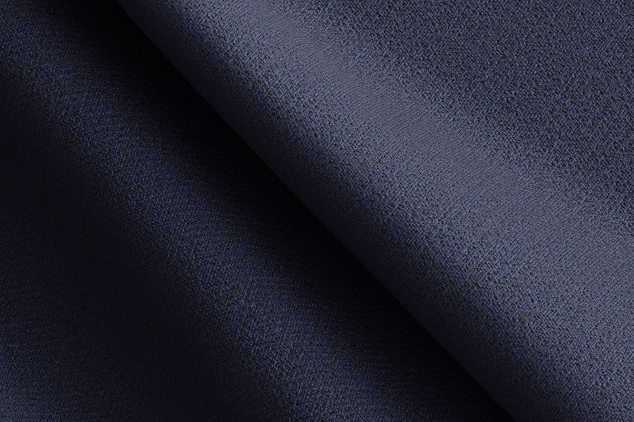 Bespoke suit in 150s blue wool and silk Caccioppoli