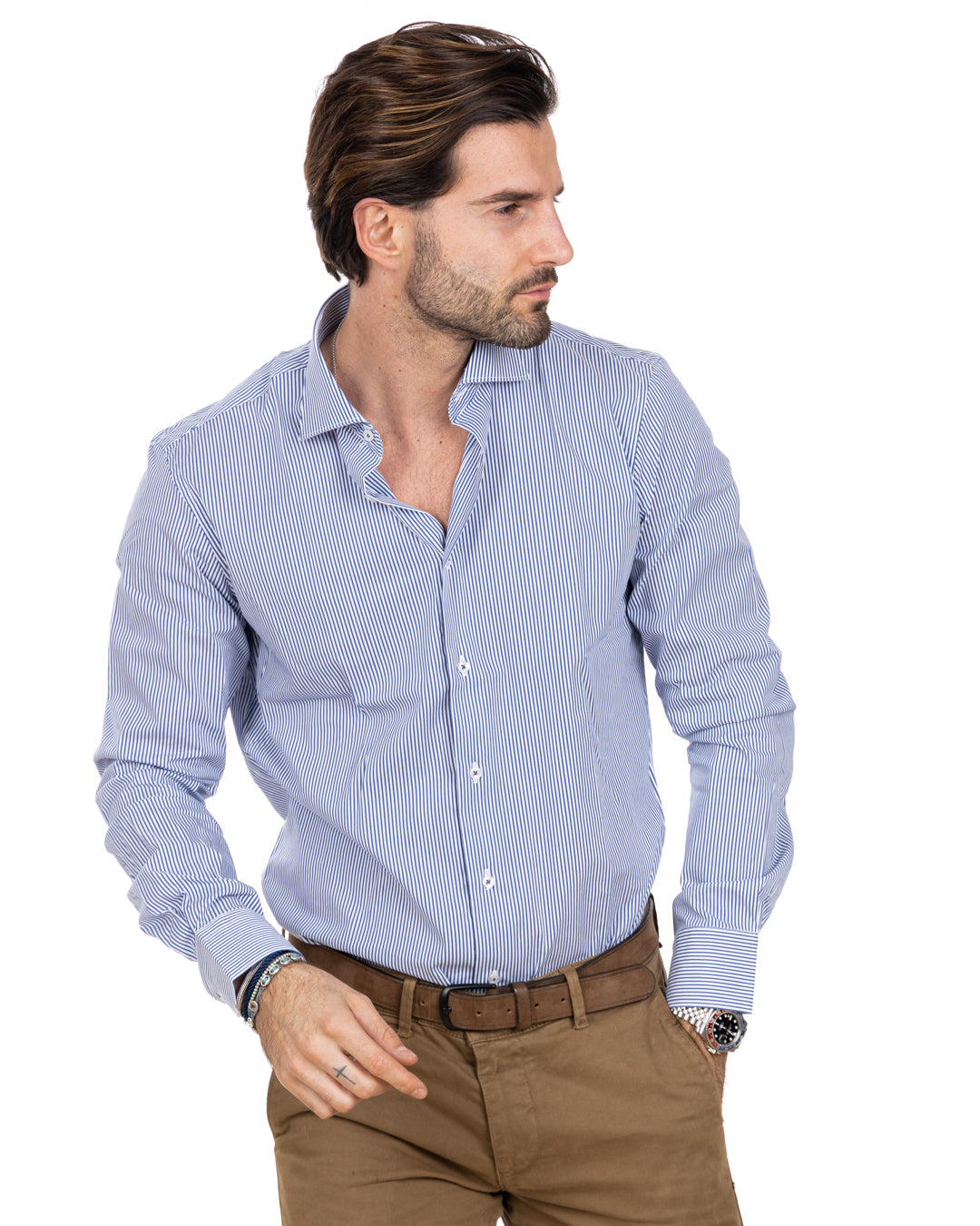 Revolve - camisa de rayas azules de algodón