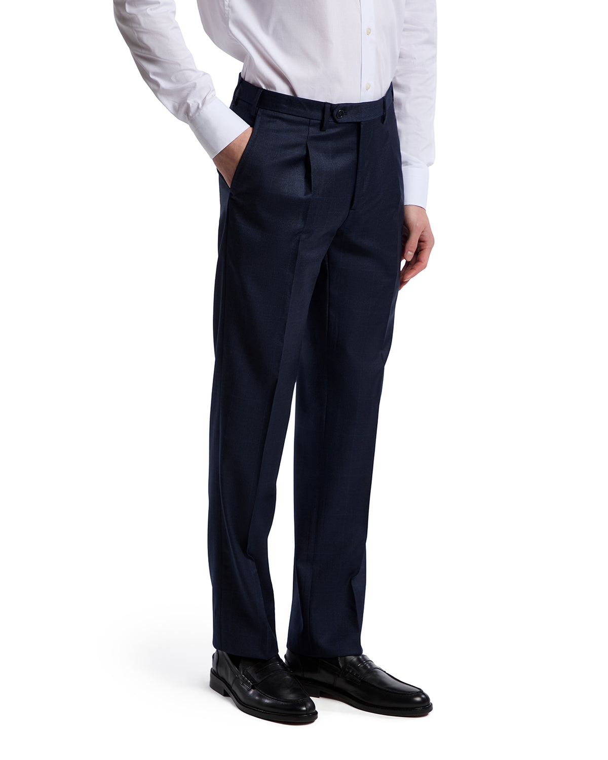 Navy blue men's dress pants, tailored fit, made from premium fabric with a classic finish. Perfect for formal occasions.