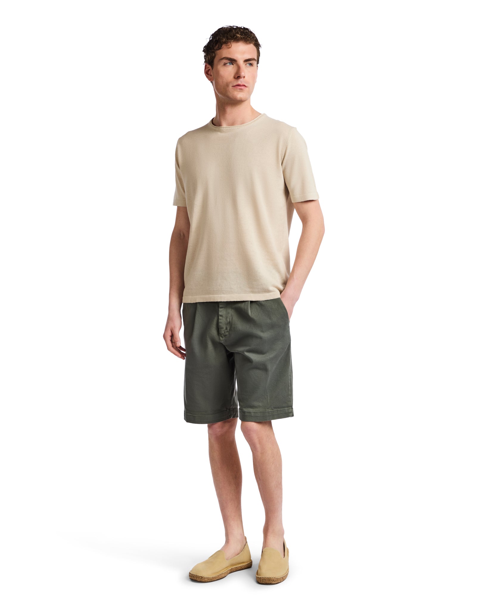 Bermuda Easton militar con pinzas