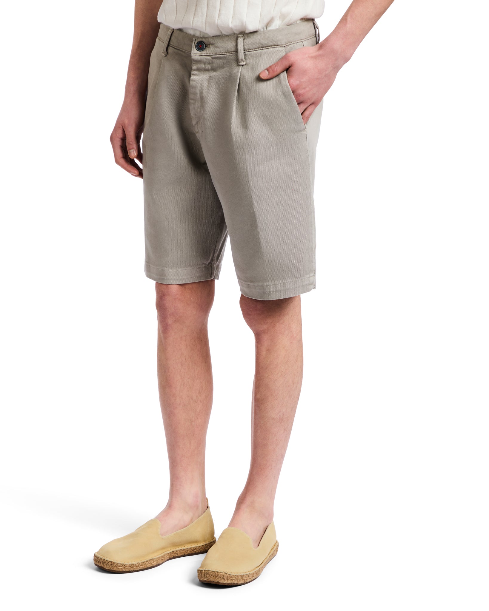 Bermudas Easton con cordón y pinzas