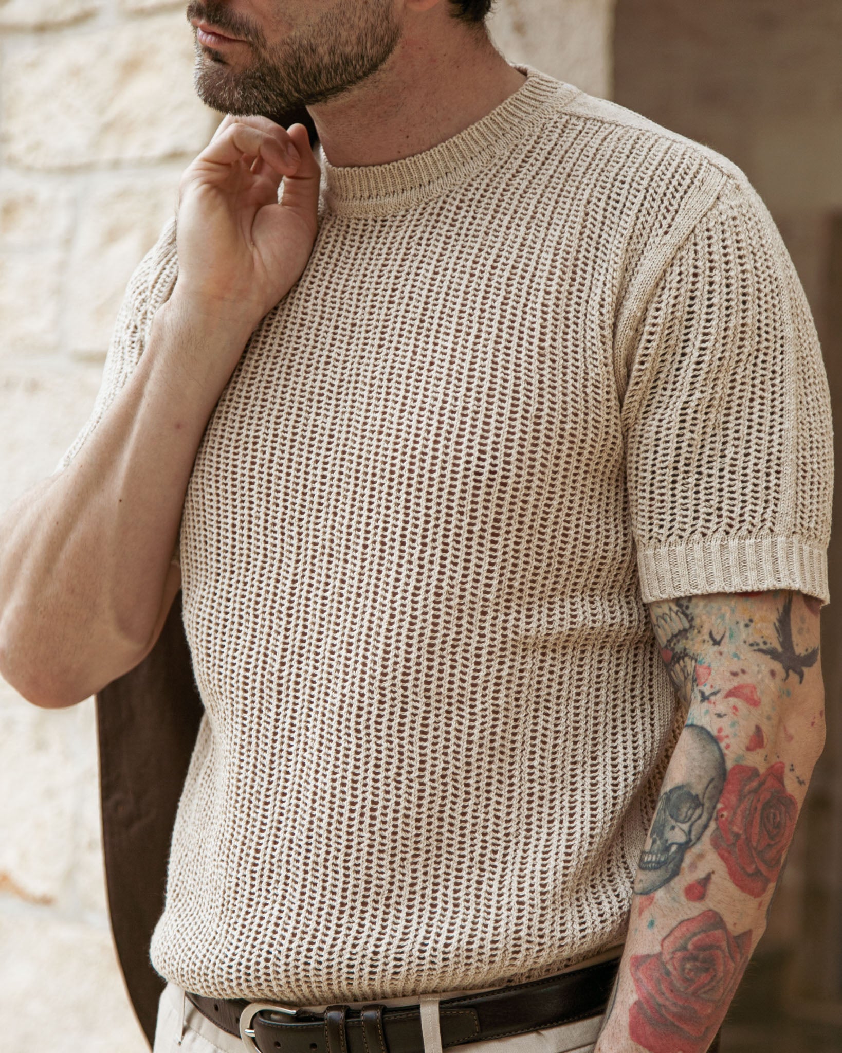 Grigor - camiseta oversize perforada beige