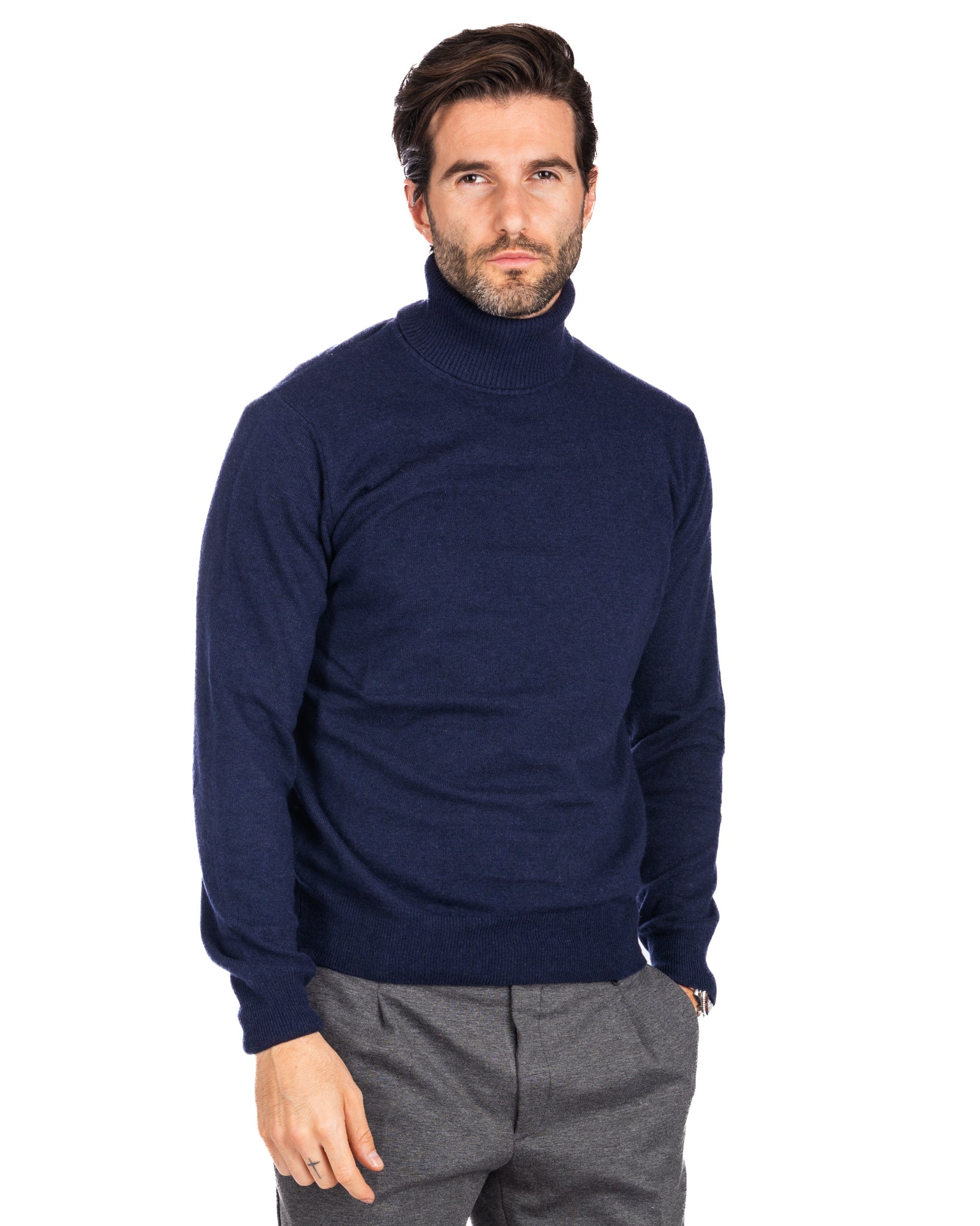 Lee Turtleneck in Blue Cashmere Blend