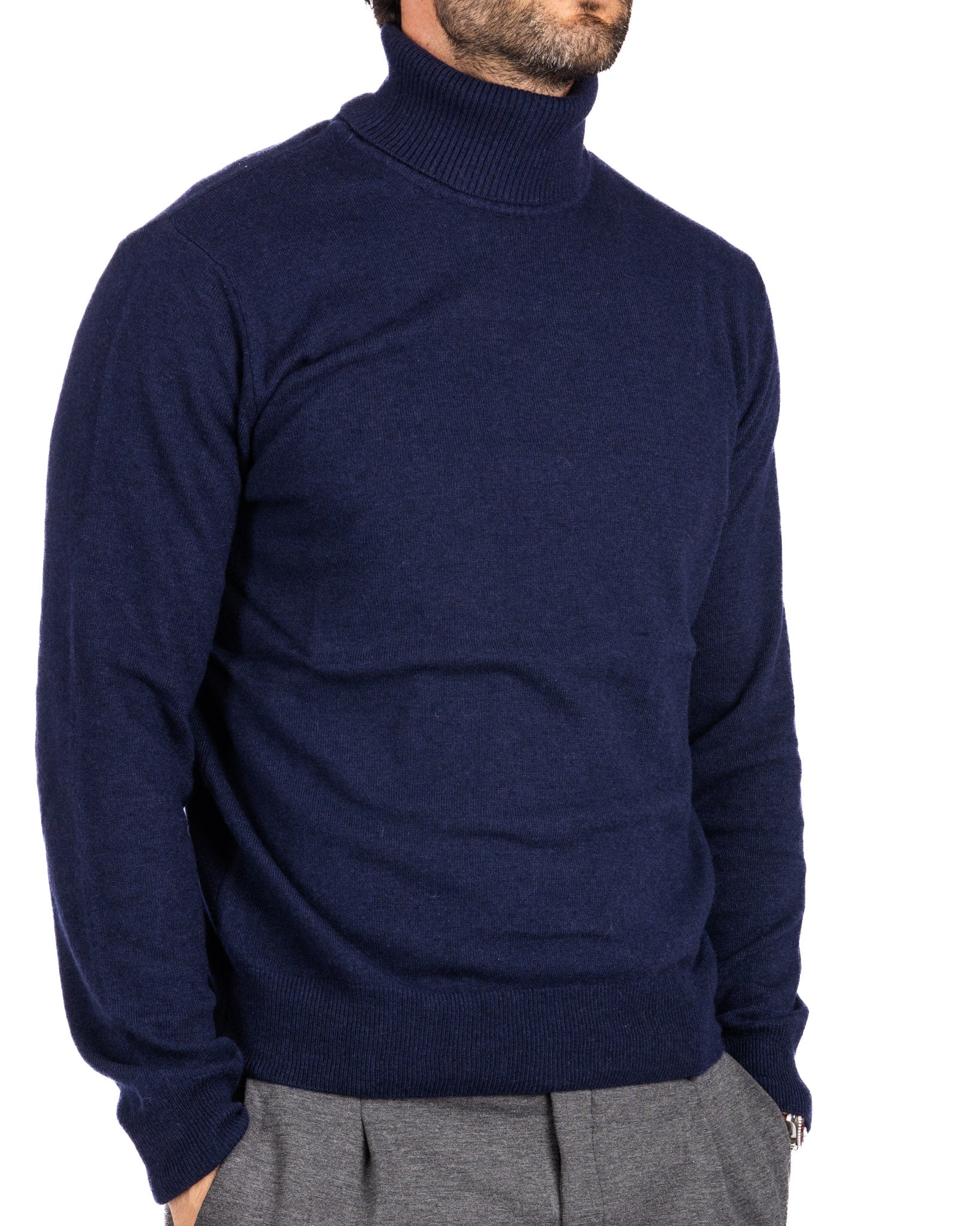 Lee Turtleneck in Blue Cashmere Blend