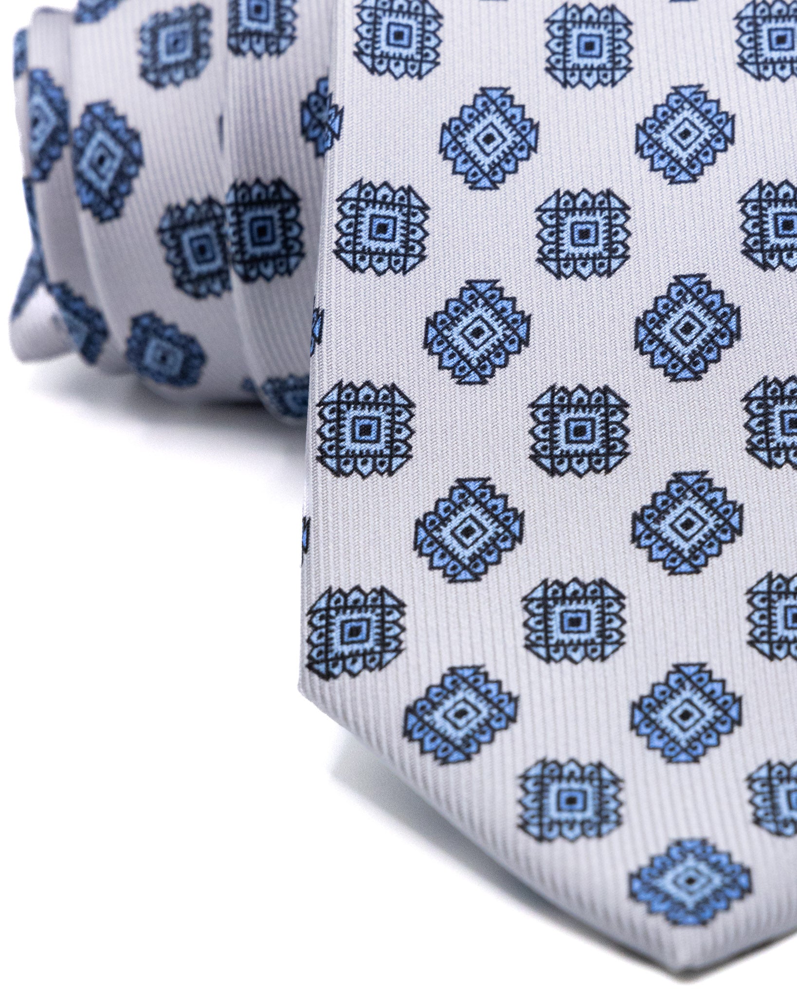Corbata - de seda de sarga gris claro con estampado de cuadros