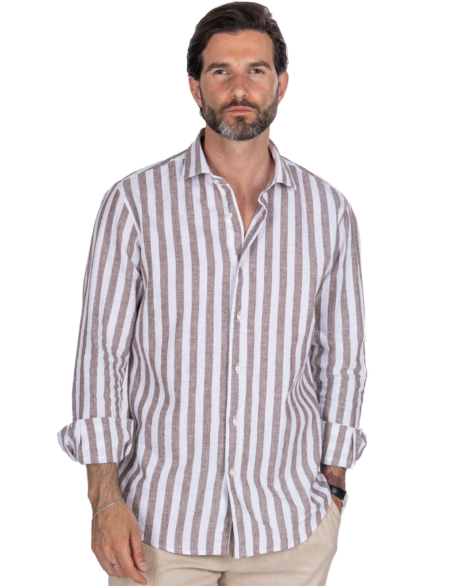 Camisa Eze de lino y algodón a rayas marrones