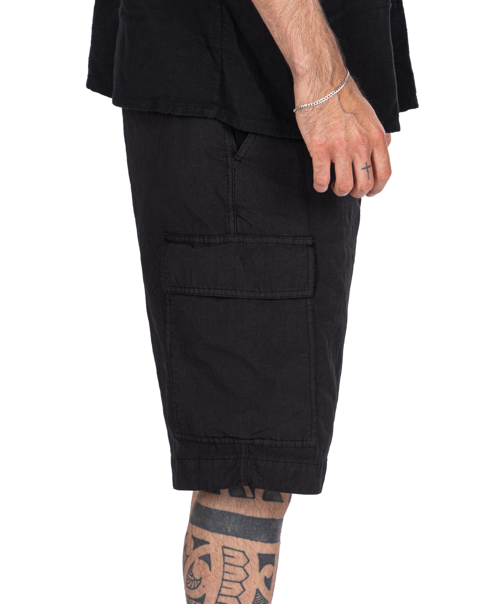 Hunter - bermuda cargo armado negro