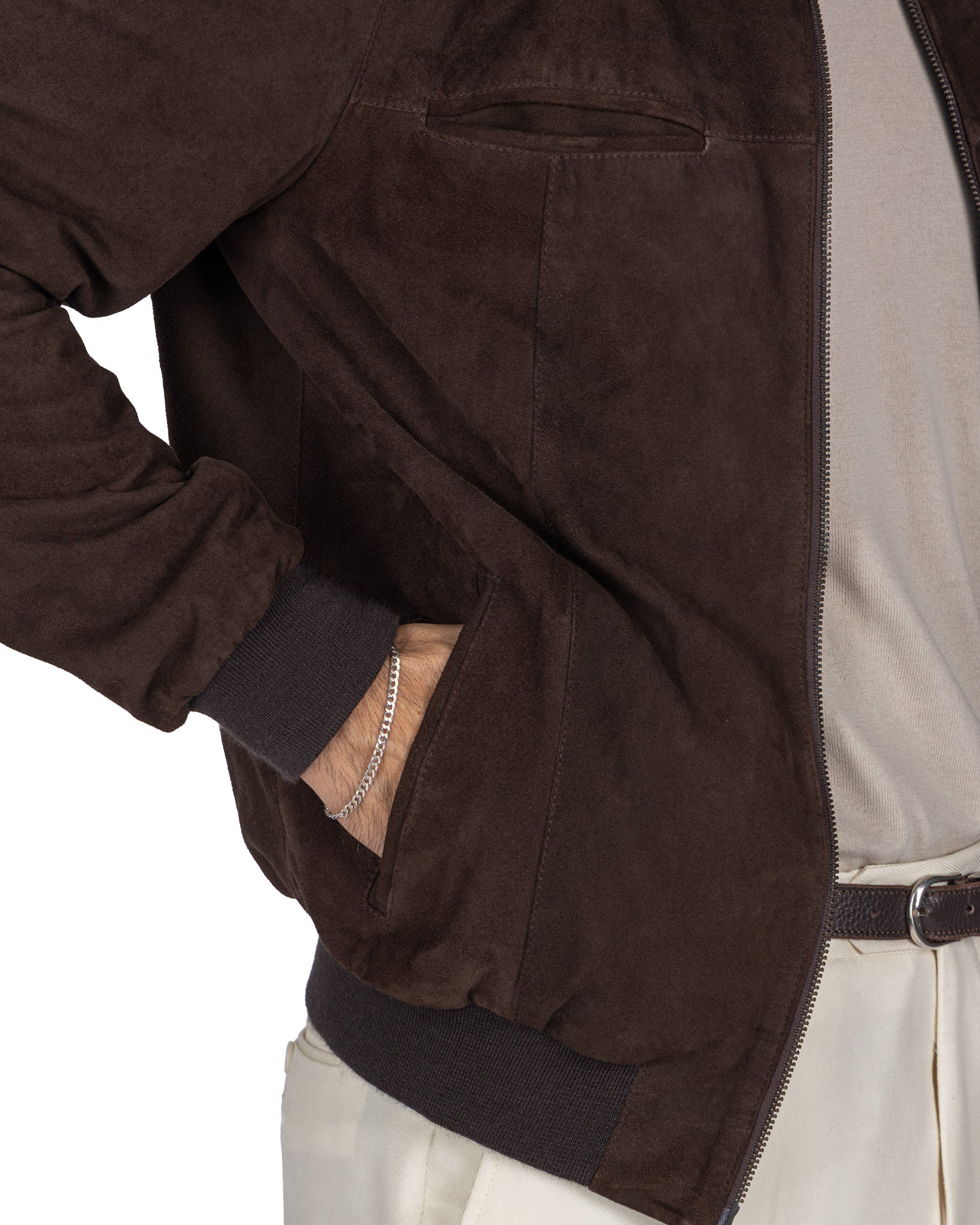 Chaqueta de gamuza marrón con cremallera