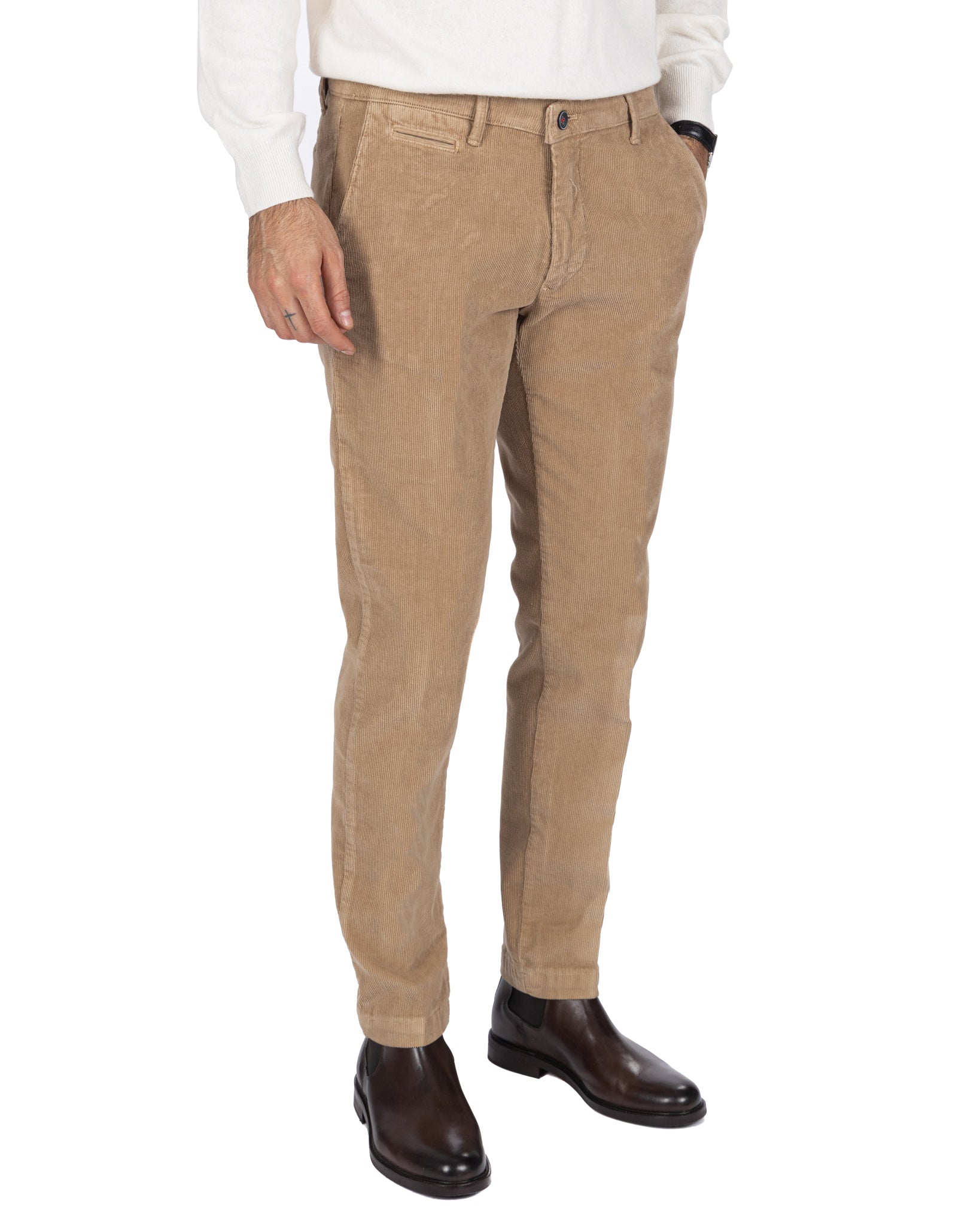 Pantalón Harlan de pana tabaco