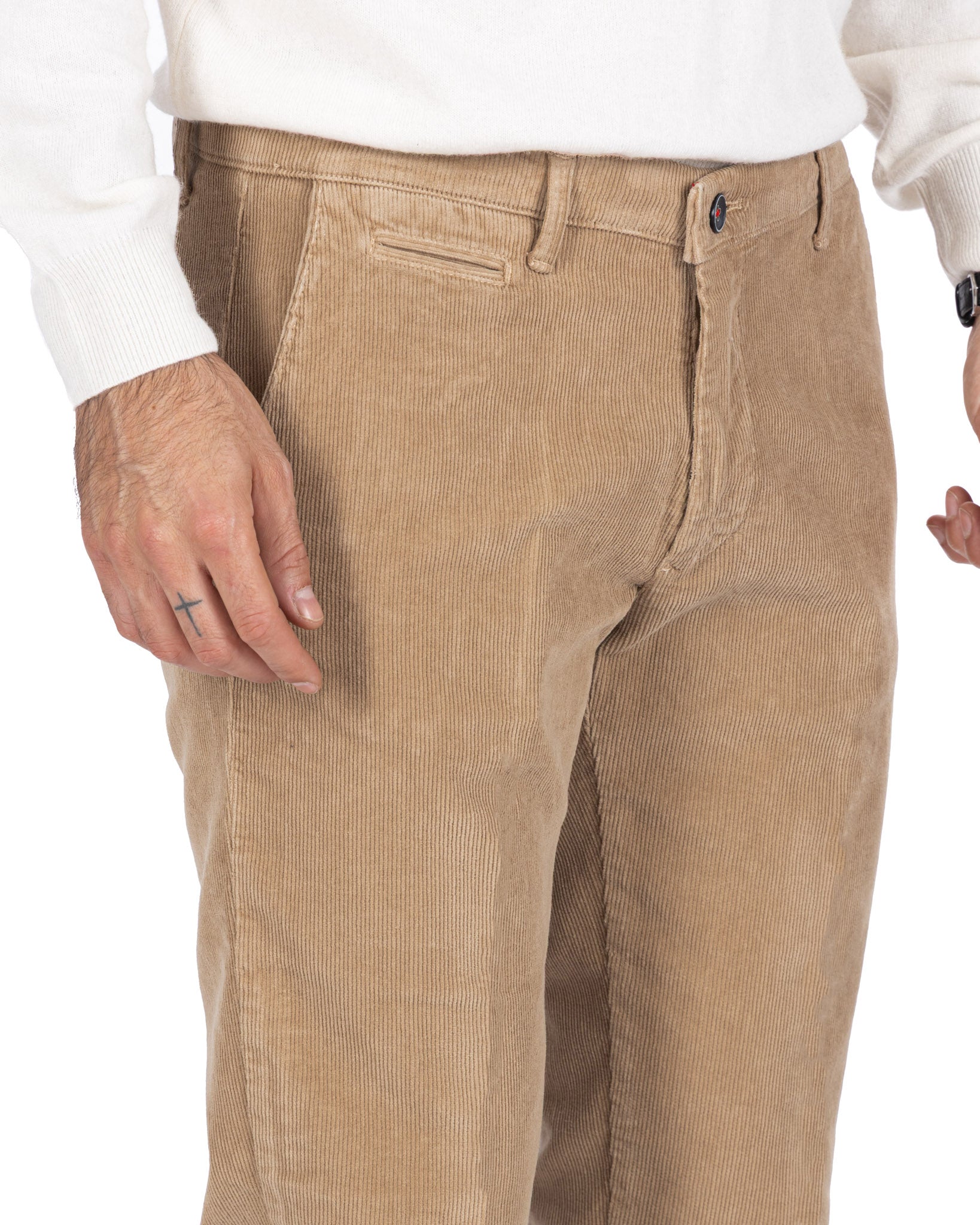Pantalón Harlan de pana tabaco
