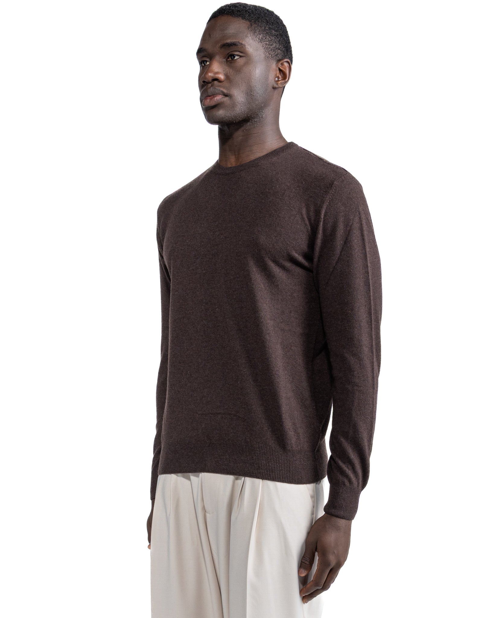 Jersey Furore en lana merino Tollegno marrón oscuro