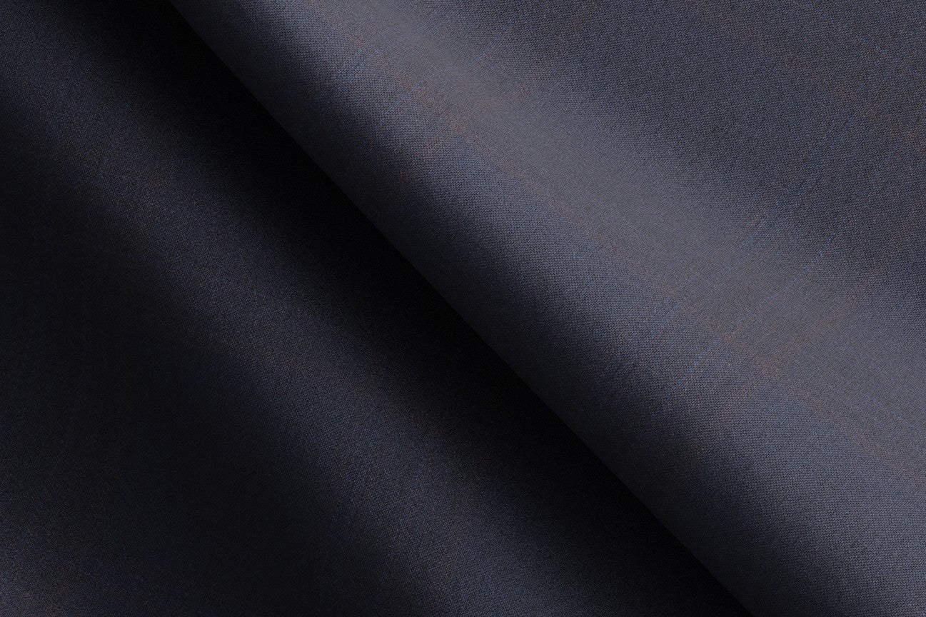 Traje a medida lana 130s con ventanilla azul Caccioppoli